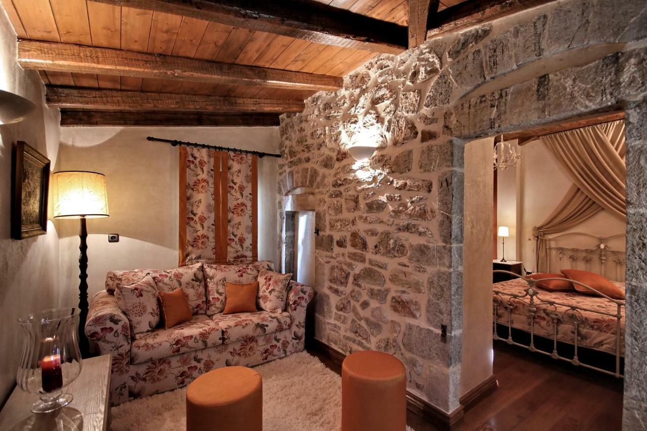Lousiou Nymfes Bed & Breakfast Gortynia Bagian luar foto